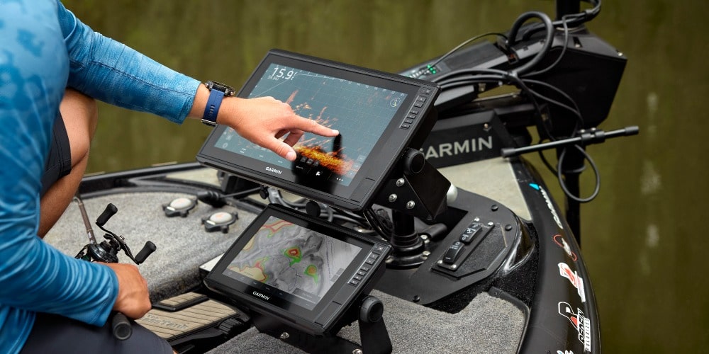 garmin-echomap-ultra-162sv-bez-sondy (2)